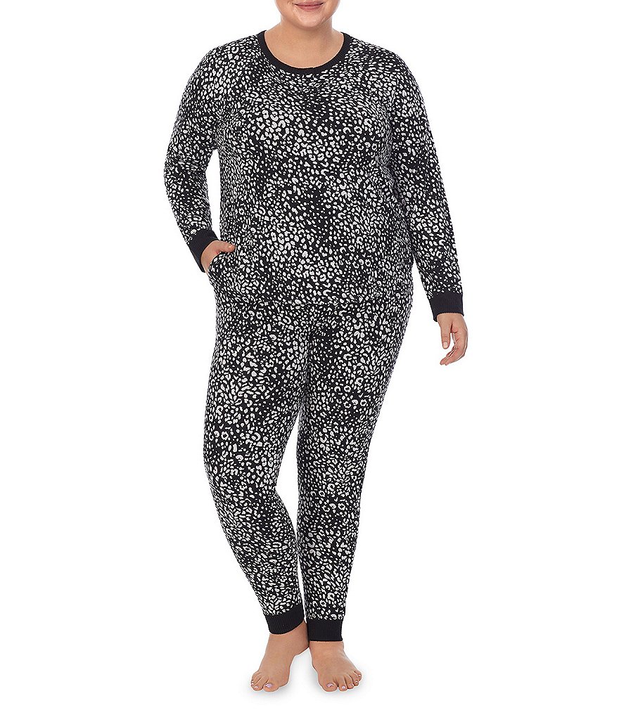 Kensie Plus Size Animal Print Long Sleeve Marshmallow Jersey Henley  Pullover and Jogger Pajama Set