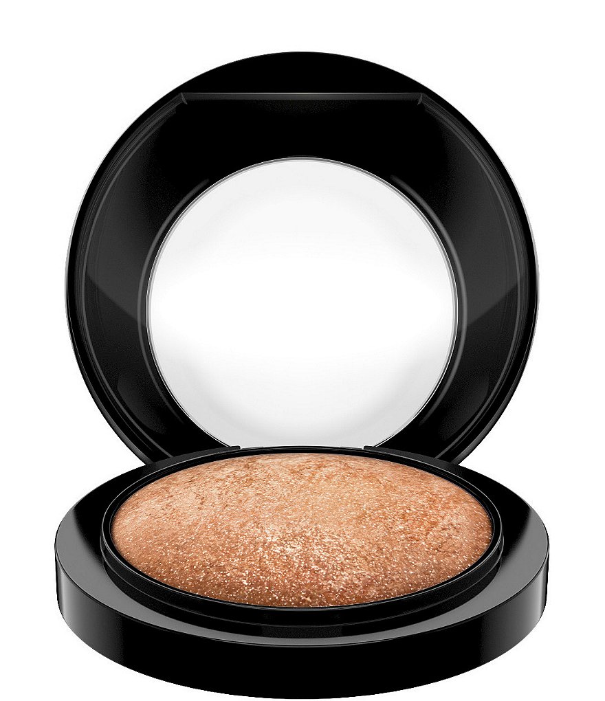 フェイスカラー MAC MINERALIZE SKINFINISH 10g Amazon.com : MAC Mineralize Skinfinish Natural - Light - 10g/0.35