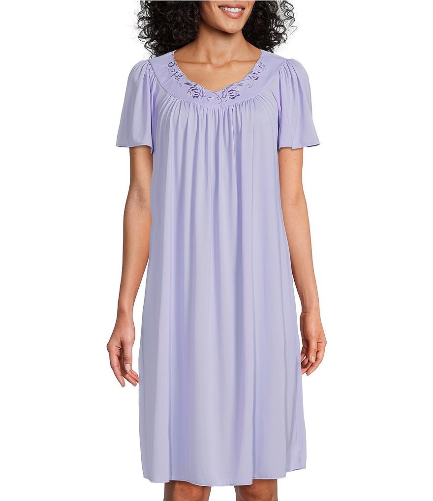 Miss Elaine Women's Nightgown : : Clothing, Shoes & Accessories