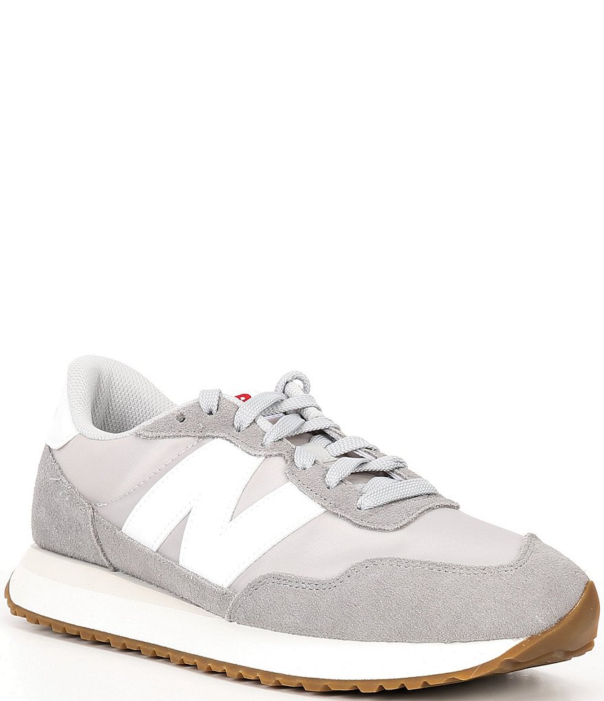 New Balance Men display picture 1