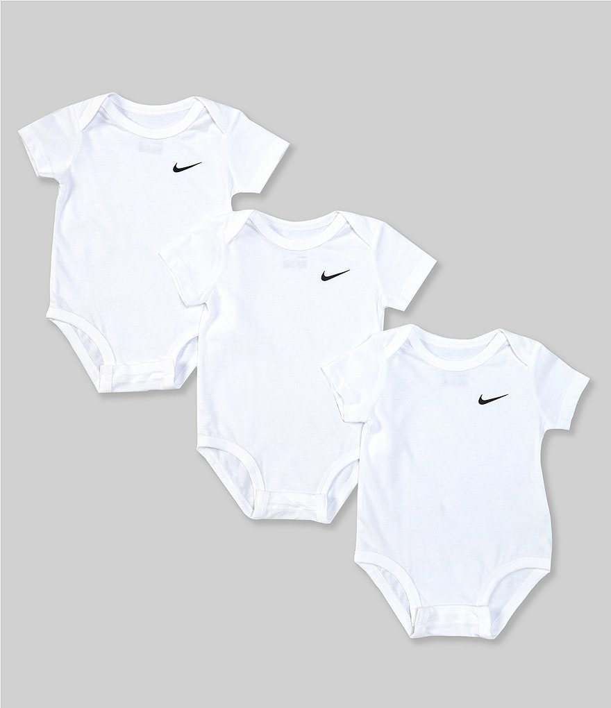 Nike Baby Newborn-9 Months Short-Sleeve Swoosh Three-Pack Bodysuits ...