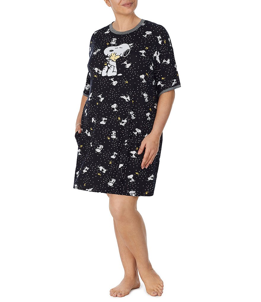 Peanuts Plus Size Short Sleeve Round Neck Snoopy Star Toss Print Knit Short Nightgown Dillards