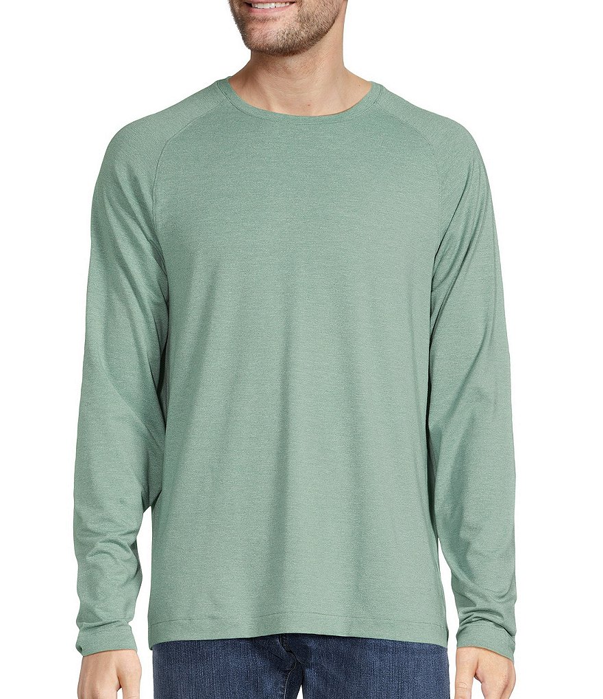 Roundtree & Yorke Performance Stretch Long Sleeve Solid Crewneck