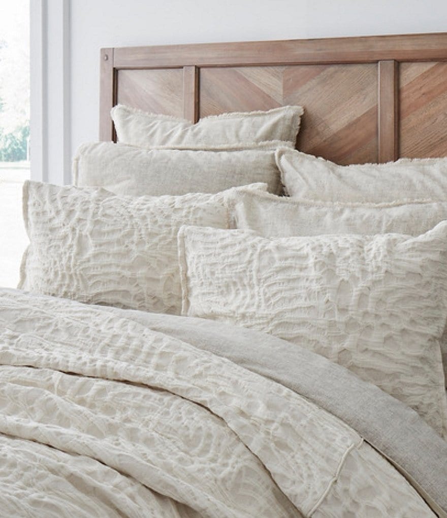 Southern Living Simplicity Collection Arie Crinkle Jacquard Comforter