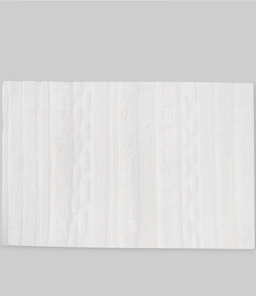 https://dimg.dillards.com/is/image/DillardsZoom/main/southern-living-simplicity-collection-kaden-textured-stripe-bath-rug/00000000_zi_1cbf078b-062c-4252-b48c-ca13ba77040c.jpg