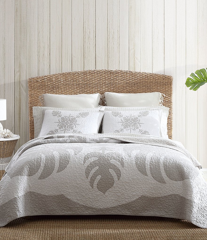 Tommy Bahama Embroidered Tropical Molokai Quilt | Dillard's