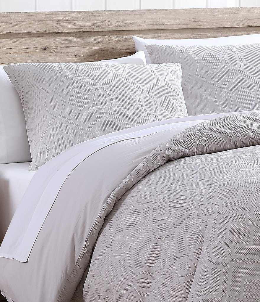 https://dimg.dillards.com/is/image/DillardsZoom/main/tommy-bahama-textured-waffle-mini-comforter-set/00000000_zi_2b599cdc-2034-4a50-bbcf-9c35a3ca0f65.jpg