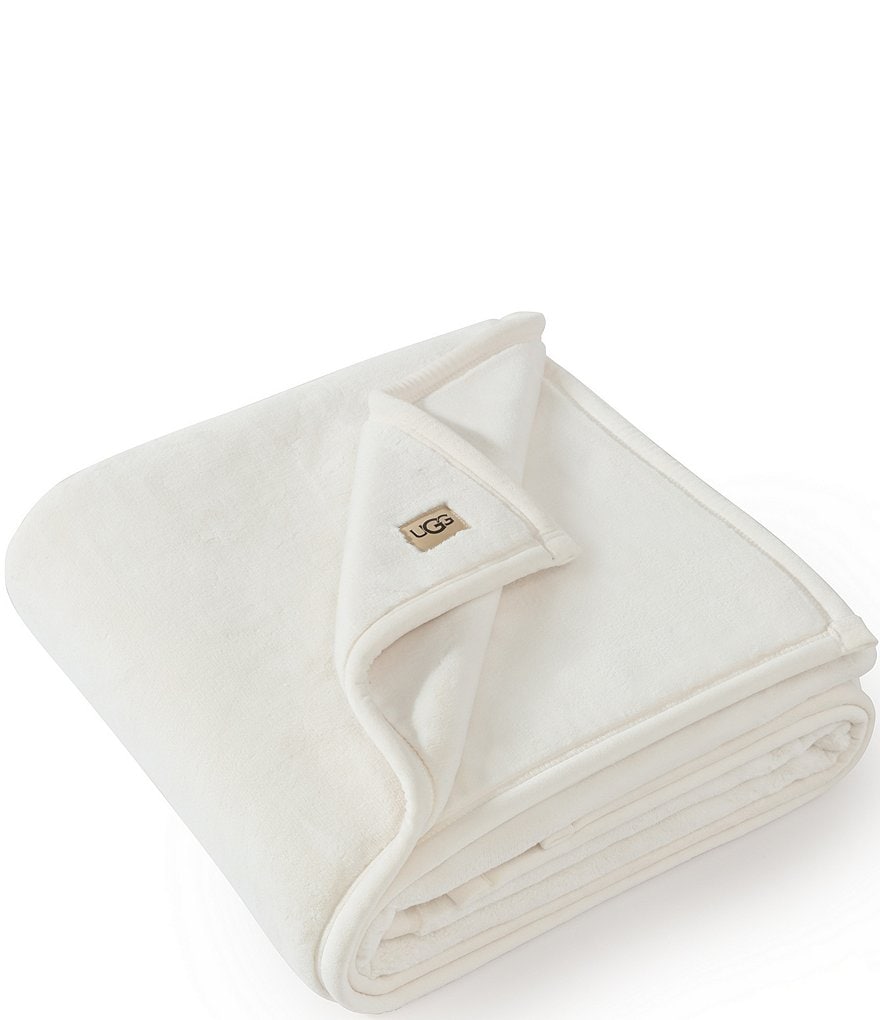 UGG deals COCO Throw