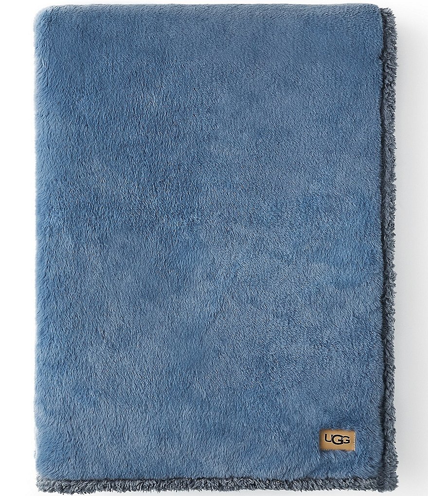 Ugg weighted 2024 blanket dillards