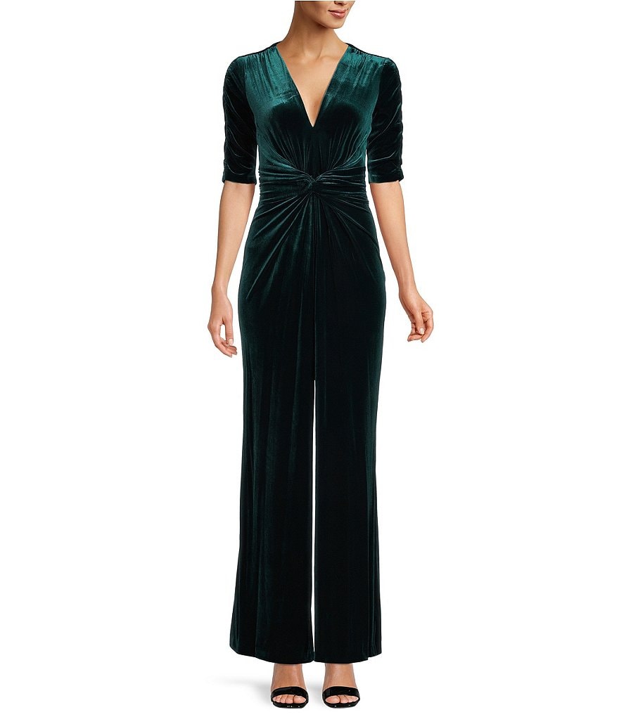 Vince camuto 2025 green velvet gown