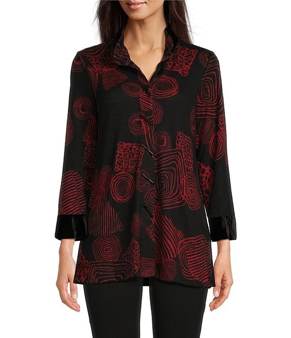 Color:Black - Image 1 - Abstract Circle Print Wire Point Collar 3/4 Sleeve Side Seam Pocket Knit Tunic