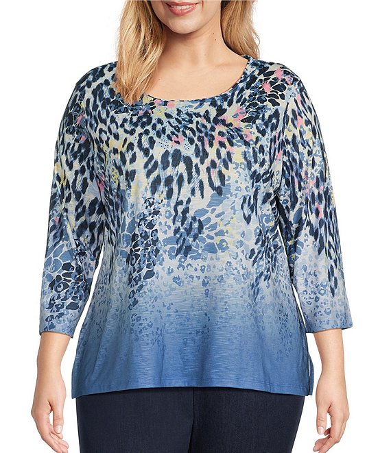 Color:Animal Ombre - Image 1 - Plus Size Embellished Animal Ombre Print 3/4 Sleeve Crew Neck Knit Top