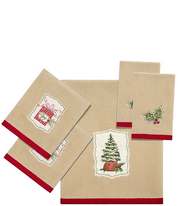 Avanti Linens Jolly Tidings Decorative Holiday Bath Towel