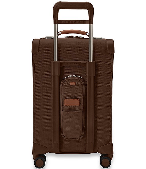 Briggs & Riley Baseline Essential 22