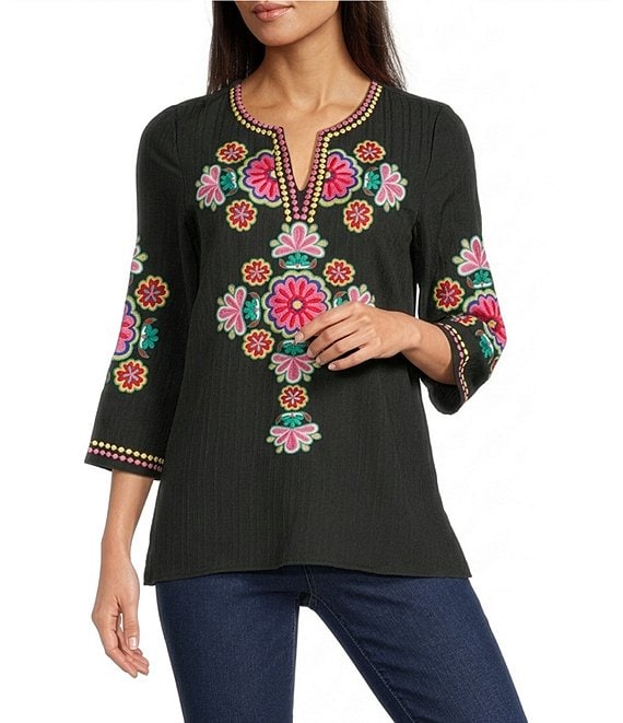 Calessa Embroidered Split V-Neck 3/4 Sleeve Tunic