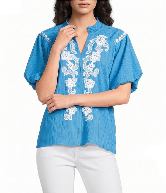 Calessa Embroidered Split V-Neck Short Raglan Puff Sleeve Tunic