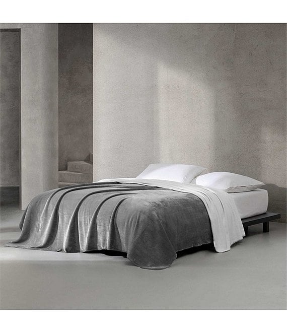 Calvin Klein Modern Lush Reversible Bed Blanket