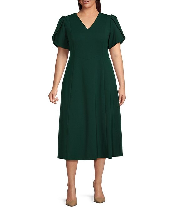 Color:Malachite - Image 1 - Plus Size Tulip Short Sleeve V-Neck Midi Dress
