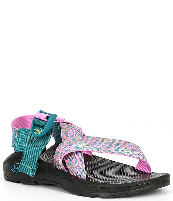 chacos women near me