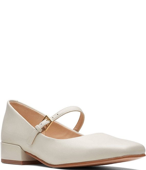 Clarks sale artisan pumps