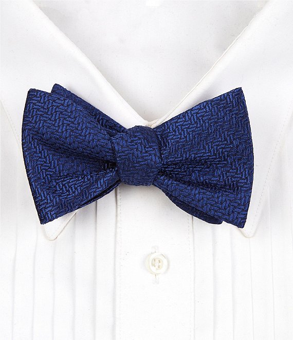 Cremieux Wavy Solid Silk Bow Tie | Dillard's