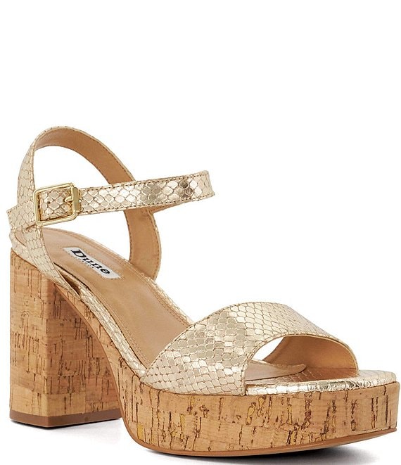 DUNE METALLIC ASSYMETRIC FLAT SANDALS - GOLD. #dune #shoes # | Aldo shoes  women, Ankle strap heels, Sandal fashion