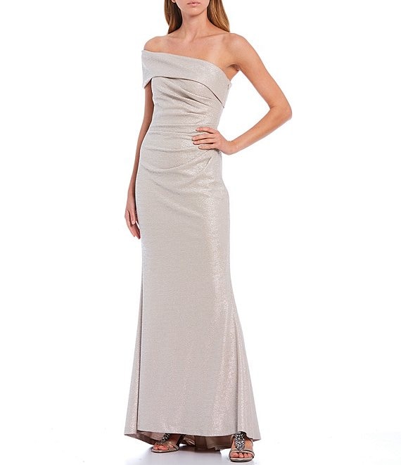 Color:Champagne - Image 1 - Off-the-Shoulder Short Sleeve Side Ruched Foiled Knit Sheath Gown