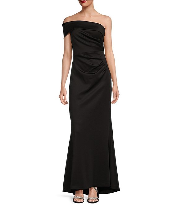 Amazon.com: BCBG Max Azria OLY Women's Tiered Ruffle Tulle Sleeveless Gown  Black Size 0 : Clothing, Shoes & Jewelry