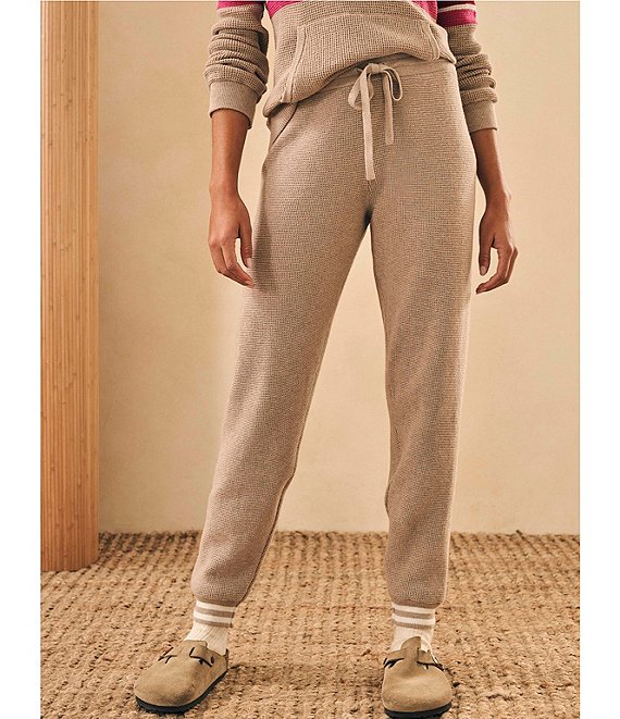 https://dimg.dillards.com/is/image/DillardsZoom/mainProduct/faherty-waffle-knit-cashmere-throwback-pocketed-striped-ankle-coordinating-jogger-pant/00000001_zi_59372bba-15b1-4e34-846e-af2f7b68f76a.jpg