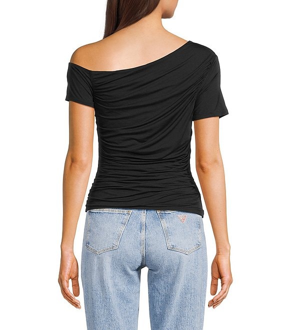 shmです Guess Solid Asymmetrical Neckline Short Sleeve Shirred Jade Top