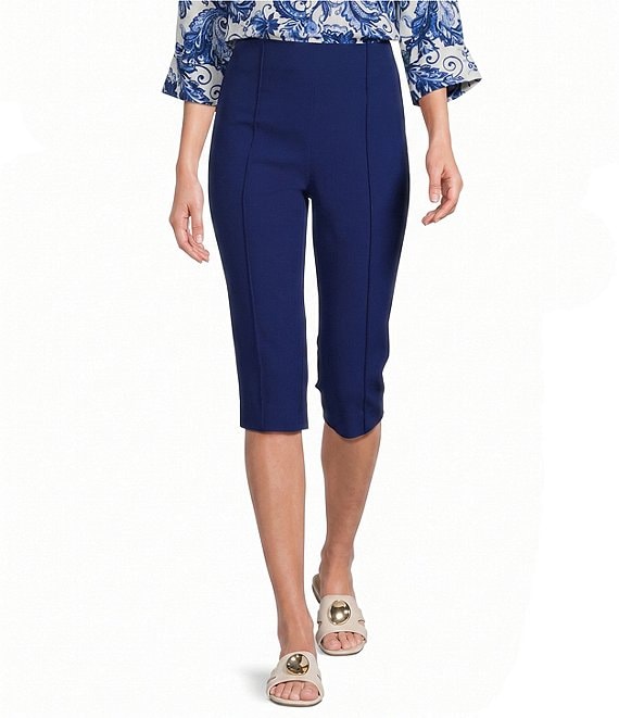 Investments Petite Size Pull-On Pintuck Capri Pants