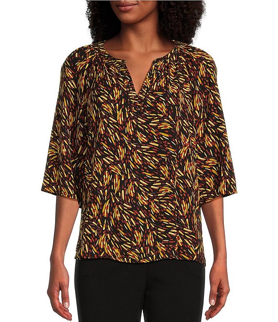 Investments Woven Scattered Dashes Print 3/4 Flutter Sleeve V-Neck Top