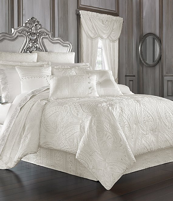 New York Bianco Damask Comforter Set, Comforters Sets For Queen Size Beds