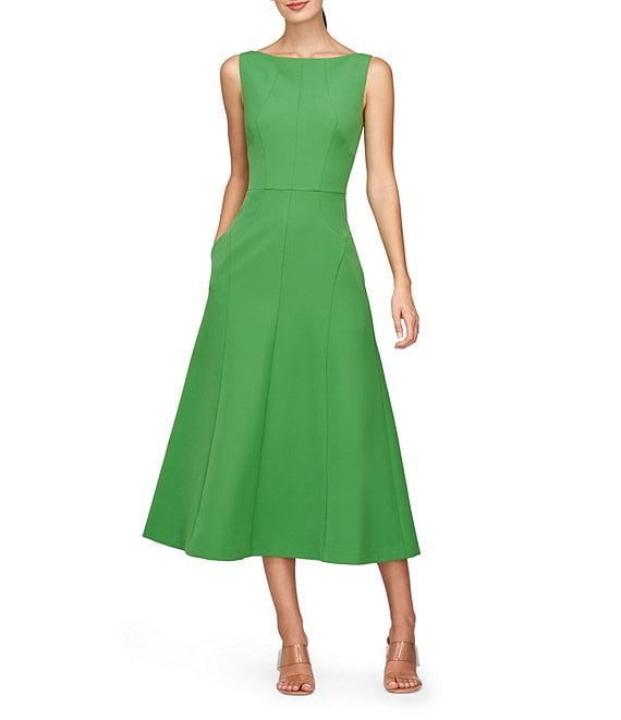 Lush Greenery V-Neck Midi Dress Lush Greenery V-Neck Midi Dress
