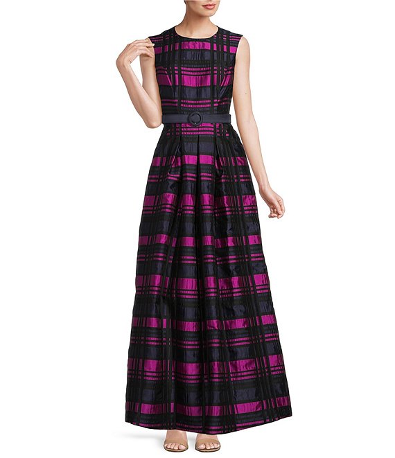 Kay Unger Plaid Print Sleeveless Pleated A-Line Gown