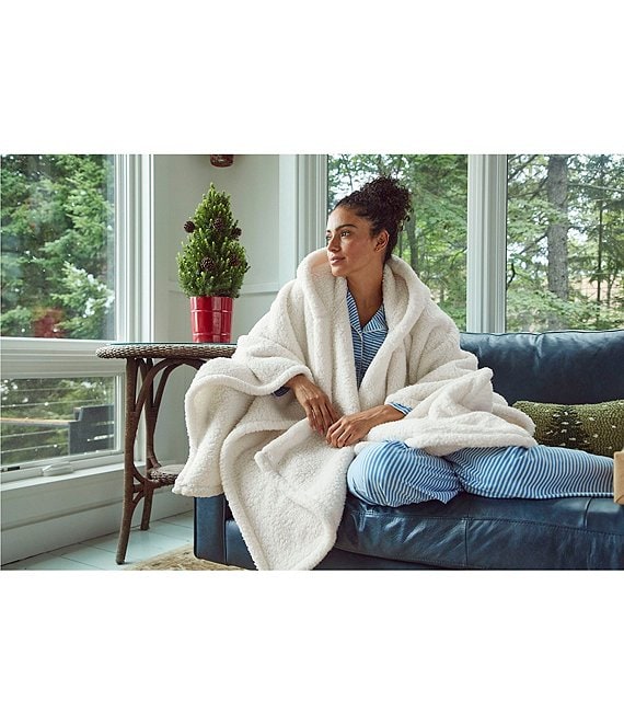 L.L. Bean Cozy Plush Patch Pocketed Wearable Throw | Dillard's