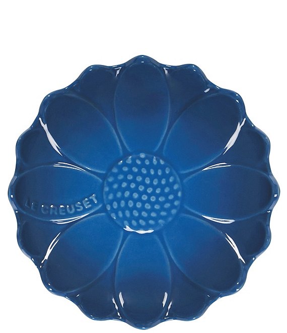 https://dimg.dillards.com/is/image/DillardsZoom/mainProduct/le-creuset-flower-spoon-rest/00000000_zi_301521de-1aeb-408c-b21a-26bf62bbed62.jpg