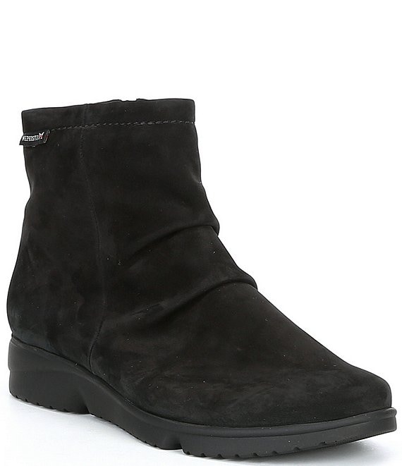 Dillards womens sales black boots