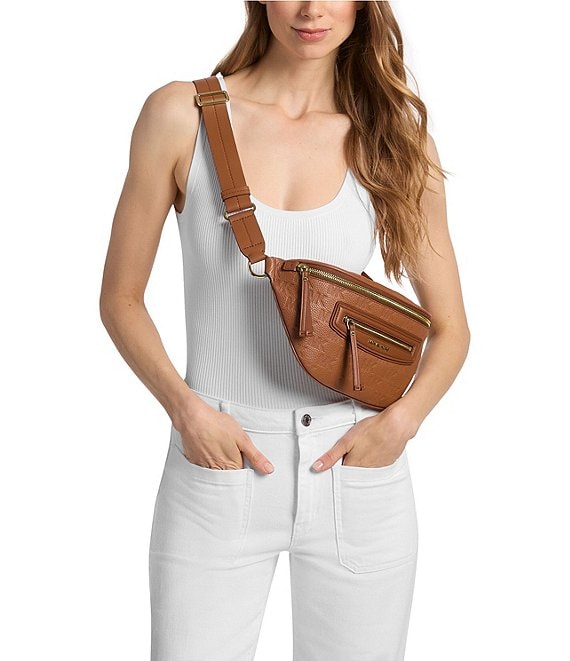 best crossbody bag for travel jet set Michael Michael Kors Medium Logo Dome (VANILLA): Handbags: Amazon.com The Jet Set Travel messenger bag offers a timeless and practical approach to accessorizing Michael Kors Jet Set Travel
