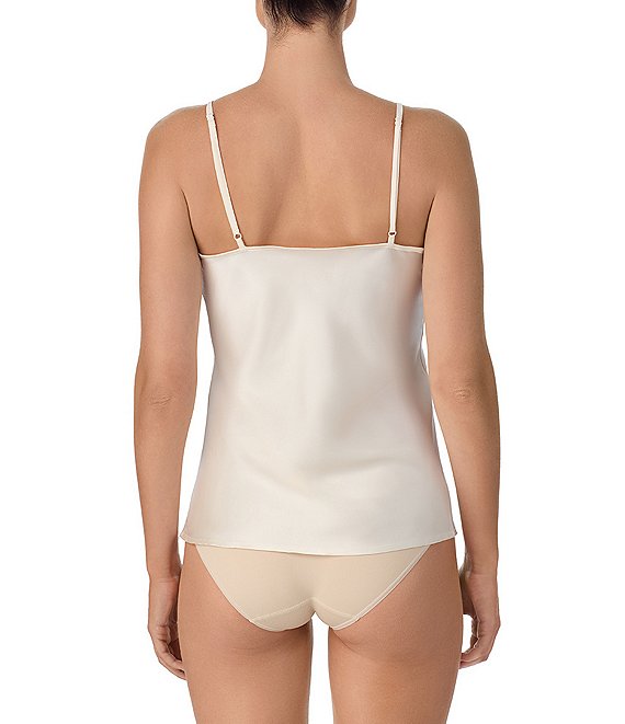 【新品未使用】TODAYFUL Matte Satin Camisole Modern Movement Seamless Satin Matte Camisole | Dillard's
