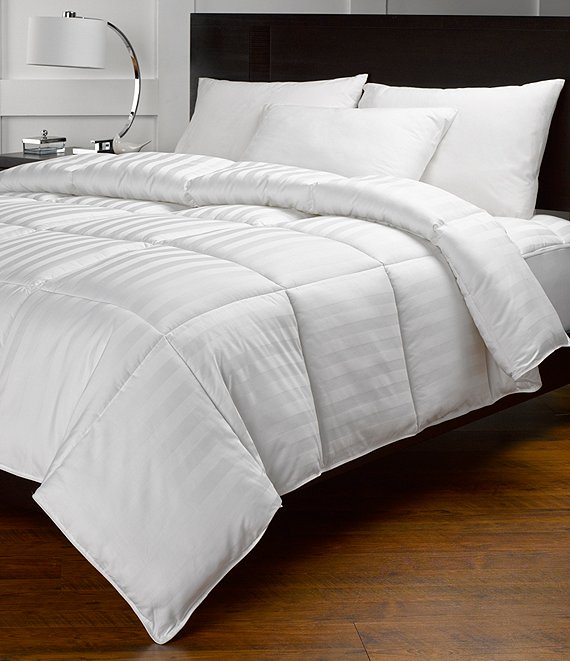 Classic Down Alternative Comforter Set