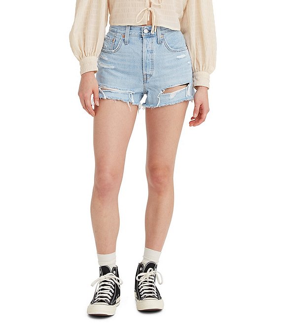 Levi's Women's High Waisted Mom Shorts (Also Available in Plus), (New)  Light Indigo Destructed, 24 Regular : : Clothing, Shoes &  Accessories