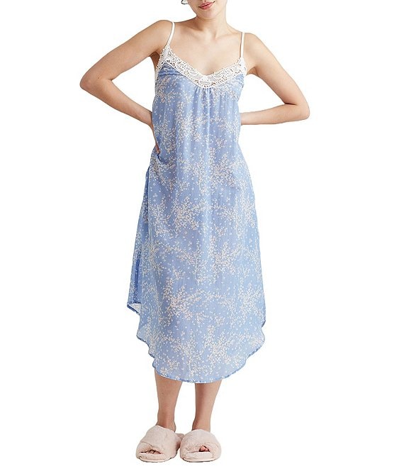 Lightweight fashion nightgown