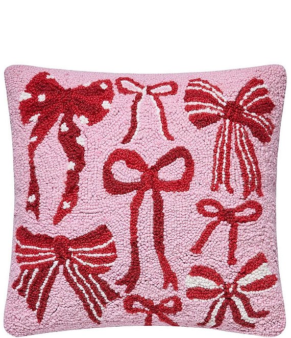 Peking Handicraft Holiday Bows Hook Wool Pillow