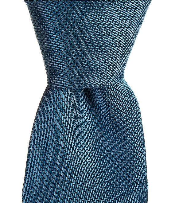 Roundtree & Yorke Malakai Solid Traditional Silk Blend Tie