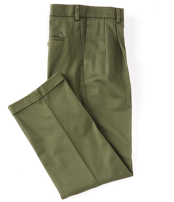 Roundtree & Yorke TravelSmart CoreComfort Non-Iron Pleated Classic/Relaxed Fit Chino Pants