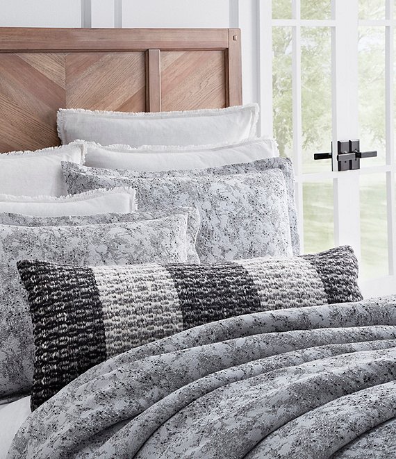 Southern Living Simplicity Collection Kenzie Woven Textural Jacquard Comforter