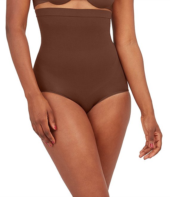 SPANX Womens Shapewear for Women Tummy Control High-Waisted Power Panties  (Regular and Plus Size) : : Clothing, Shoes & Accessories