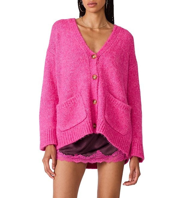 Steve Madden Finley V-Neck Long Sleeve Patch Pocket Button Front Cardigan