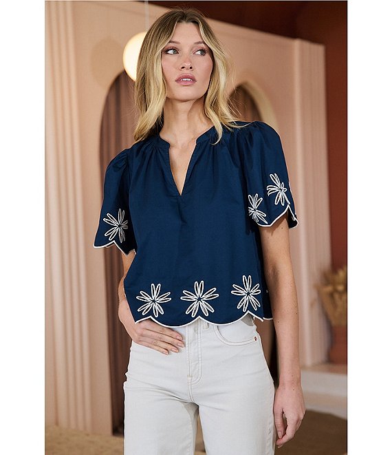 Sugarlips Dayna Embroidered Split Neck Short Sleeve Scallop Edge